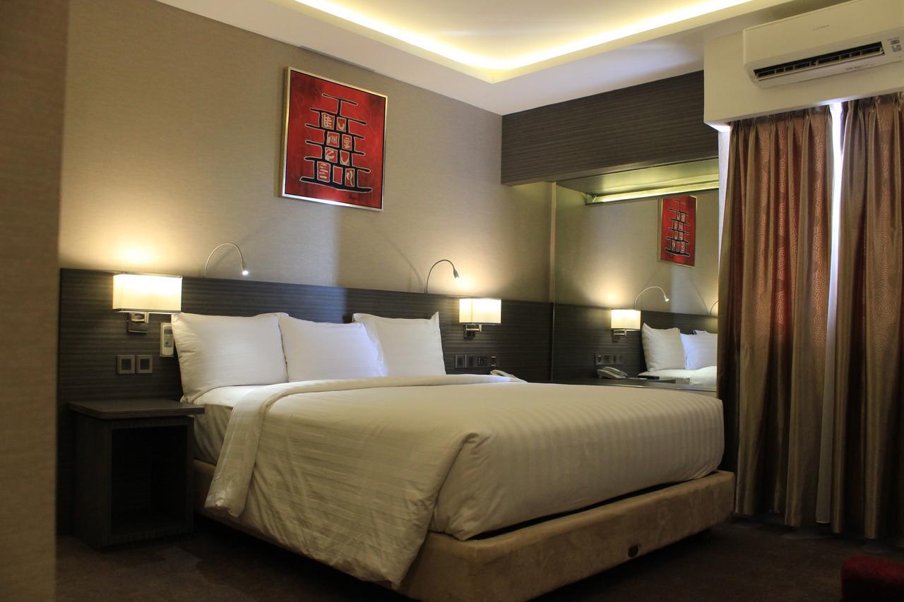 Biz Hotel Batam Nagoya Exterior foto